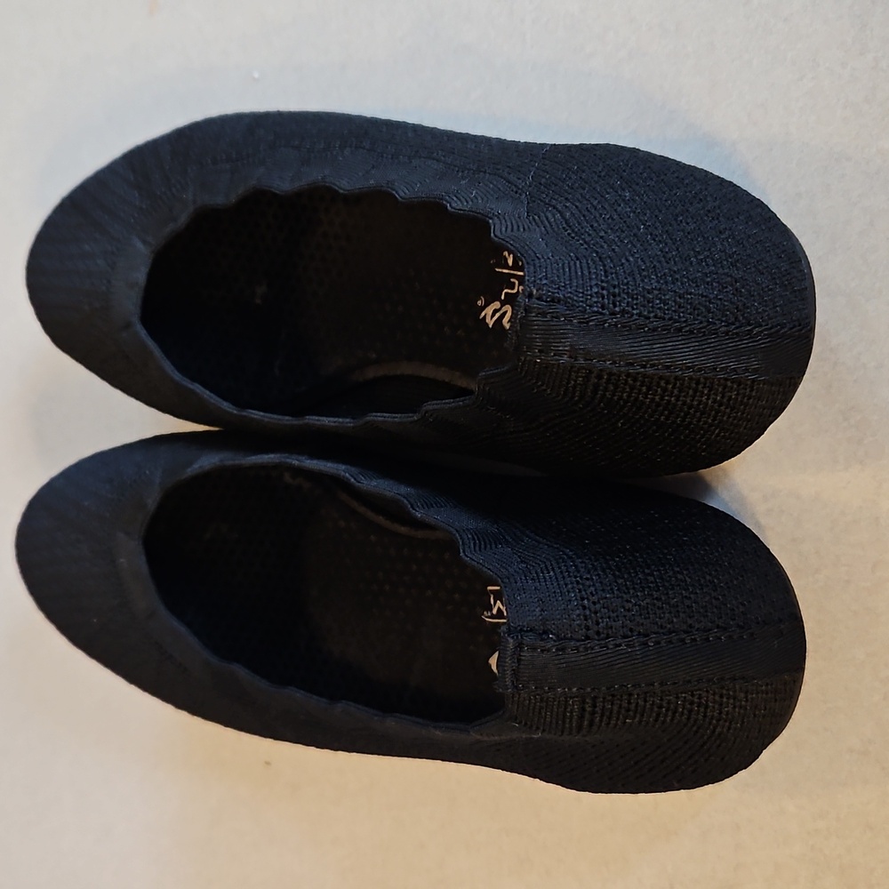 Skechers Black Stretch Flats - Picture 6 of 10